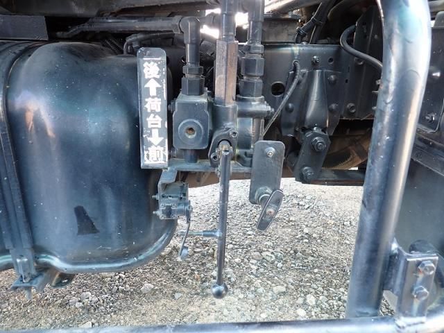 ISUZU ELF 2003 Image 31