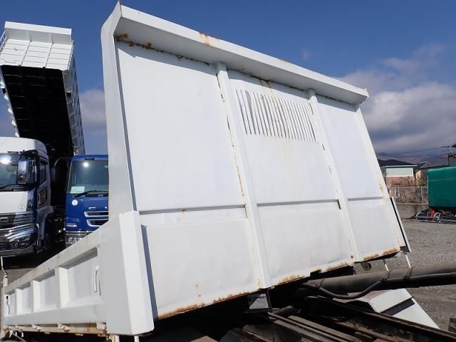 ISUZU ELF 2003 Image 31