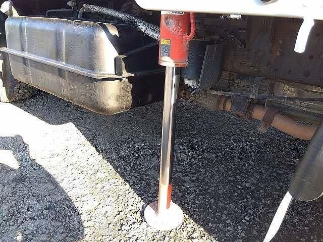 MITSUBISHI CANTER 2000 Image 31