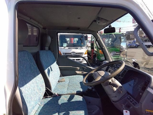 MITSUBISHI CANTER 2000 Image 31