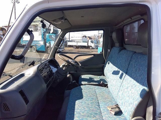 MITSUBISHI CANTER 2000 Image 31
