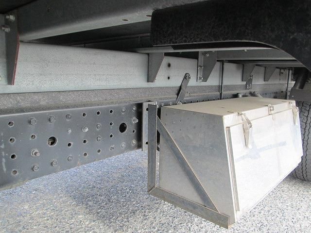 MITSUBISHI CANTER 2020 Image 31