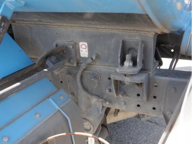 MITSUBISHI CANTER 2017 Image 31