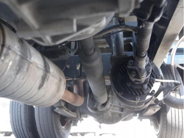 MITSUBISHI CANTER 2017 Image 31