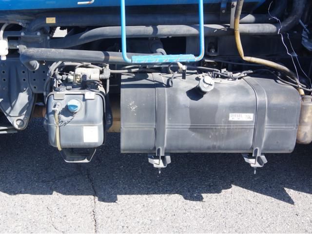 MITSUBISHI CANTER 2017 Image 31