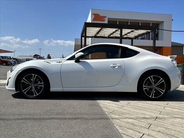 TOYOTA 86 2012 Image 31