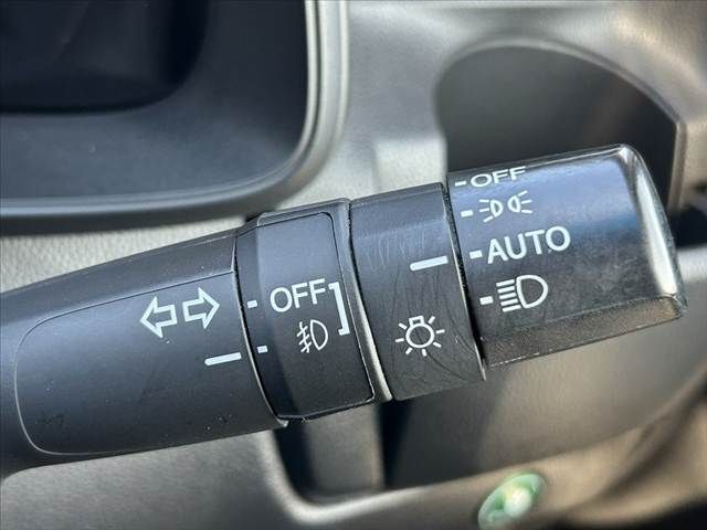 HONDA FIT 2018 Image 31