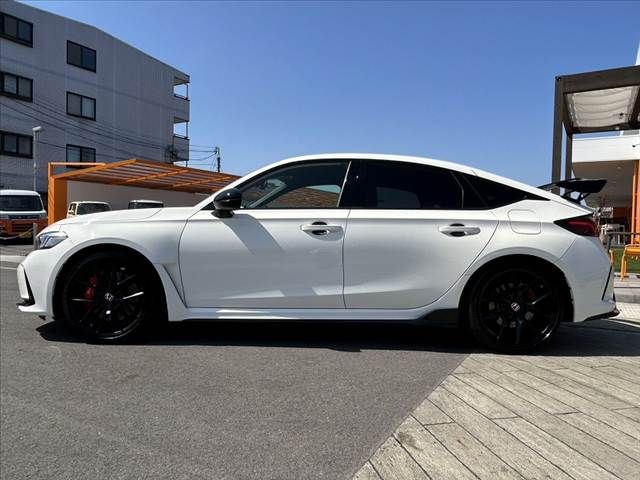 HONDA CIVIC HATCHBACK 2025 Image 31