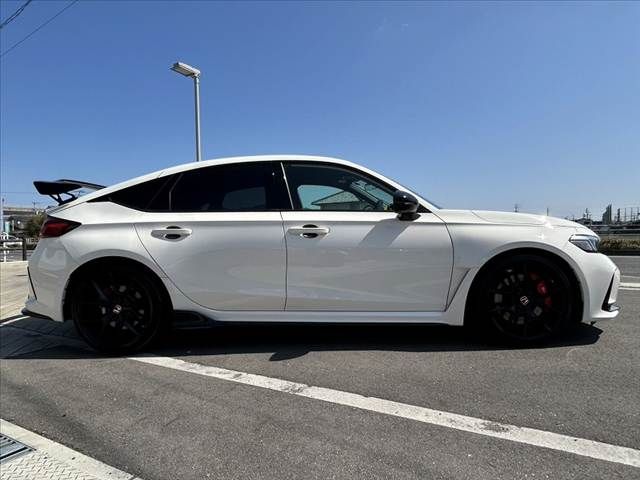 HONDA CIVIC HATCHBACK 2025 Image 31