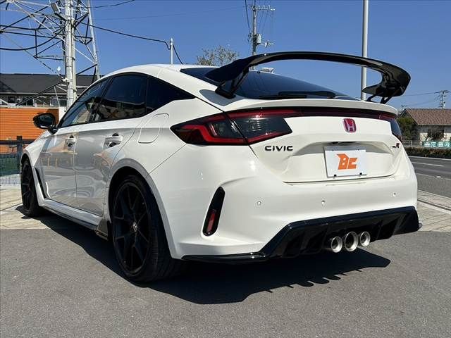 HONDA CIVIC HATCHBACK 2025 Image 31