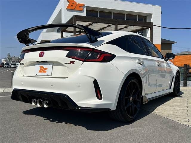 HONDA CIVIC HATCHBACK 2025 Image 31