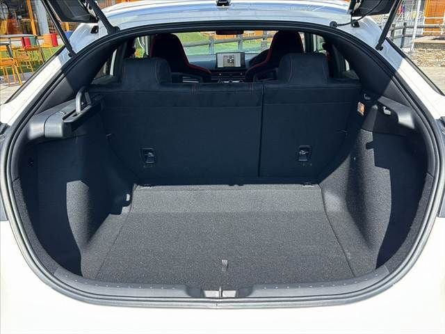 HONDA CIVIC HATCHBACK 2025 Image 31