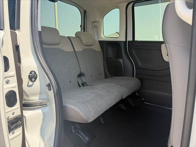 HONDA N BOX 2023 Image 31