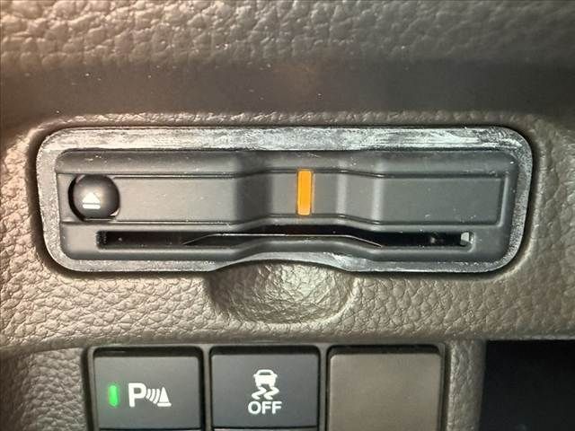 HONDA N BOX 2023 Image 31