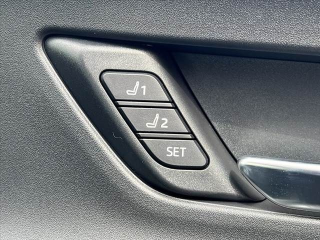 TOYOTA PRIUS 2023 Image 31