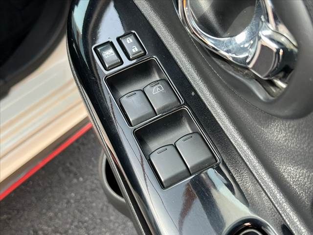 NISSAN MARCH 2014 Image 31