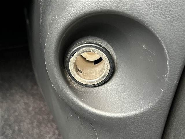 NISSAN MARCH 2014 Image 31