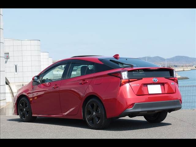 TOYOTA PRIUS 2021 Image 31