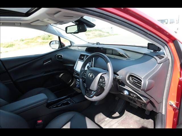 TOYOTA PRIUS 2021 Image 31