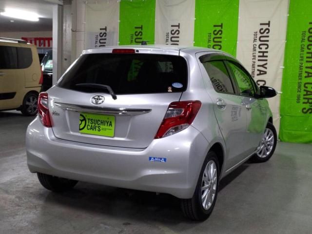 TOYOTA VITZ 2016 Image 31