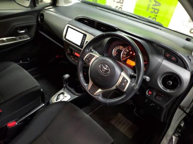 TOYOTA VITZ 2016 Image 31