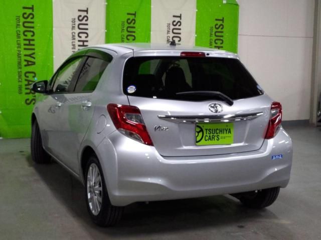 TOYOTA VITZ 2016 Image 31