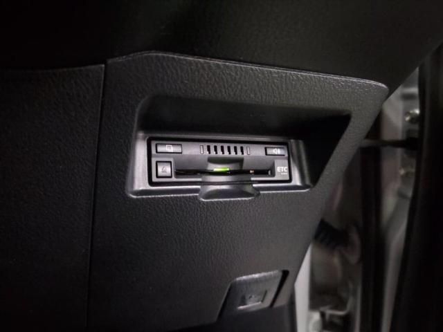 TOYOTA VITZ 2016 Image 31