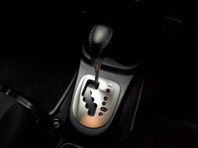 TOYOTA VITZ 2016 Image 31