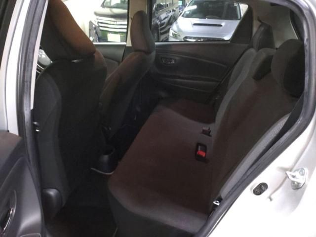 TOYOTA VITZ 2016 Image 31