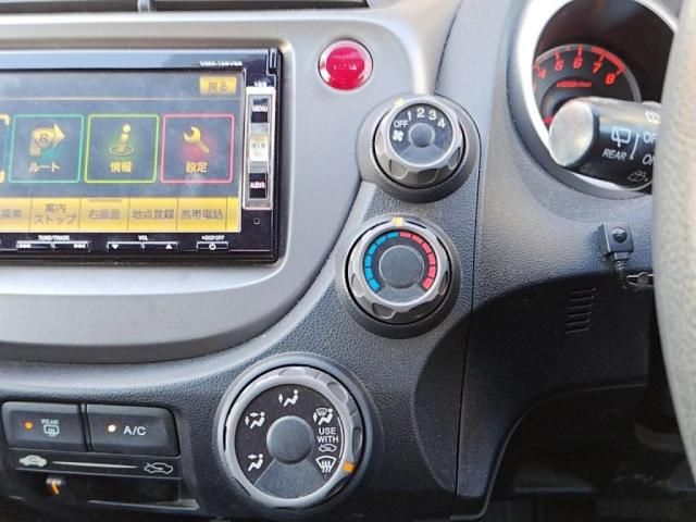 HONDA FIT 2013 Image 31