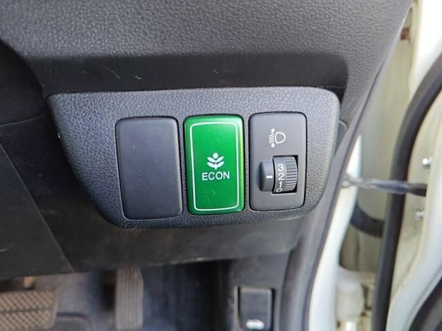 HONDA FIT 2013 Image 31