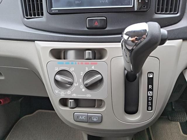 DAIHATSU MIRA E:S 2014 Image 31