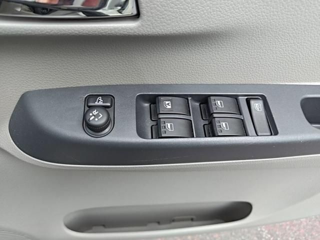 DAIHATSU MIRA E:S 2014 Image 31