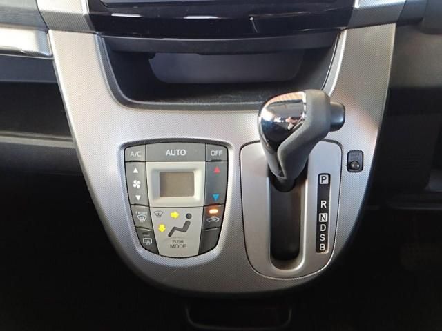 DAIHATSU MOVE CUSTOM 2013 Image 31