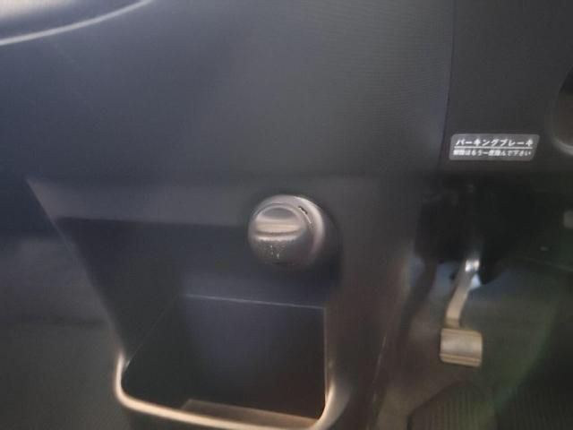 DAIHATSU MOVE CUSTOM 2013 Image 31