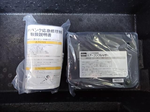 DAIHATSU MOVE CUSTOM 2013 Image 31