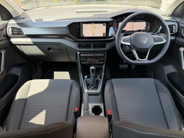 VOLKSWAGEN T-CROSS 2023 Image 31