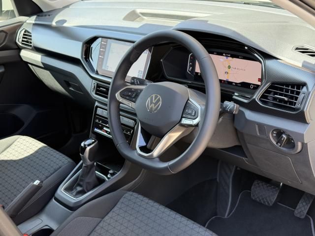 VOLKSWAGEN T-CROSS 2023 Image 31