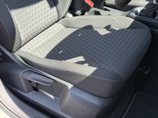 VOLKSWAGEN T-CROSS 2023 Image 31