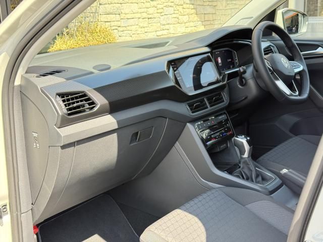 VOLKSWAGEN T-CROSS 2023 Image 31