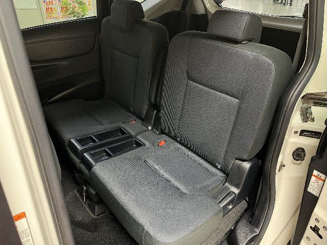 TOYOTA SIENTA HYBRID 2016 Image 31