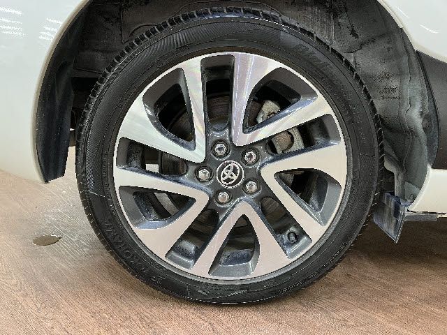 TOYOTA SIENTA HYBRID 2016 Image 31