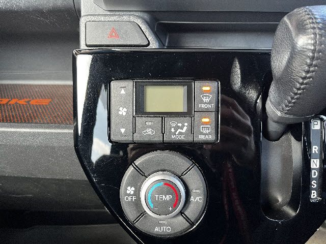 DAIHATSU WAKE 2017 Image 31