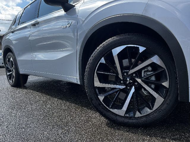 MITSUBISHI OUTLANDER PHEV 2022 Image 31