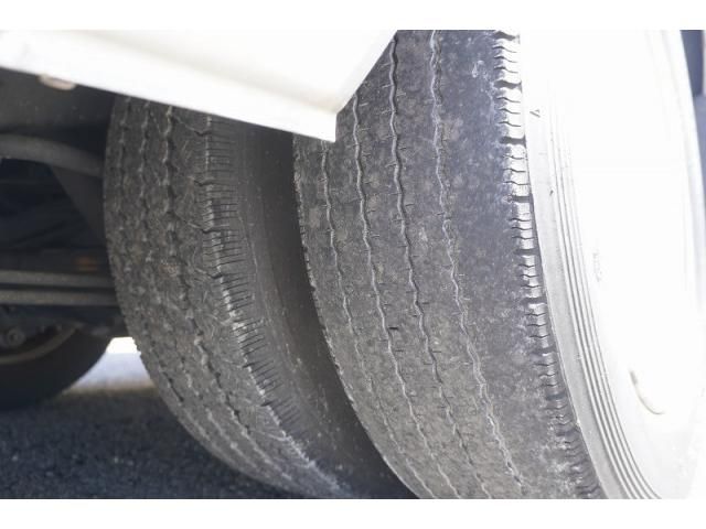 HINO LIESSE2 2016 Image 31