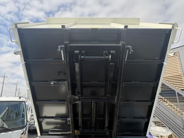 HINO DUTRO 2025 Image 31