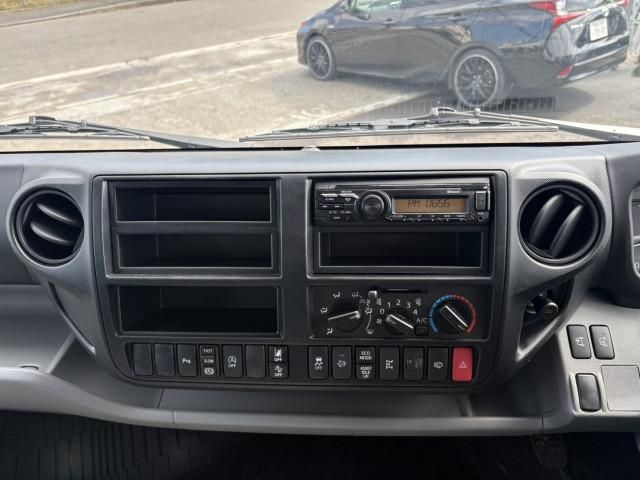 HINO DUTRO 2025 Image 31