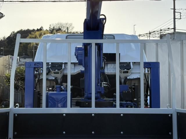 MITSUBISHI CANTER 2025 Image 31