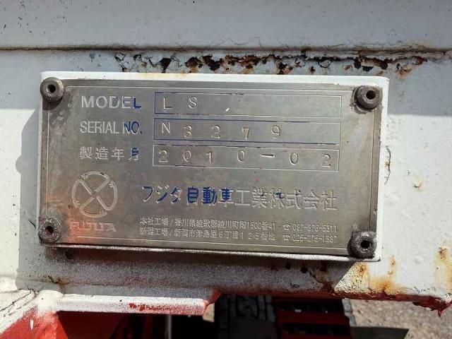 NISSAN DIESEL QUON 2010 Image 31