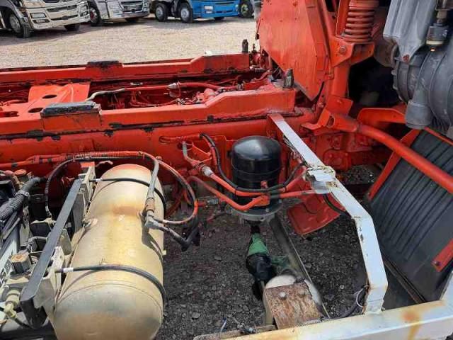 NISSAN DIESEL QUON 2010 Image 31